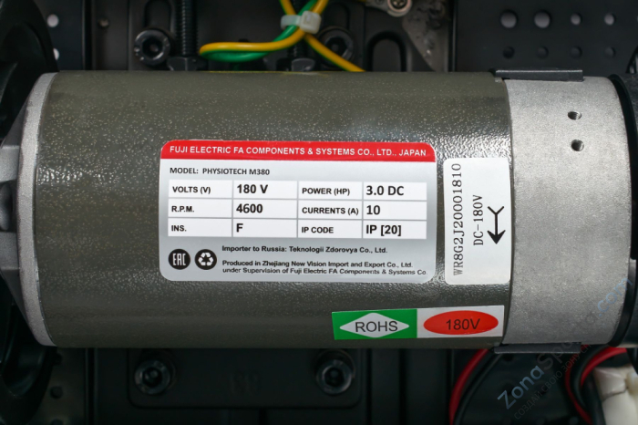 Беговая дорожка Titanium Masters Physiotech M380 Беговая дорожка Titanium Masters Physiotech M380