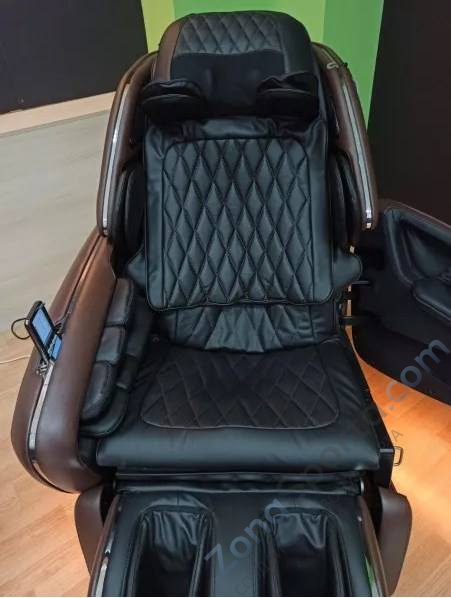 Массажное кресло OHCO M.8 Walnut